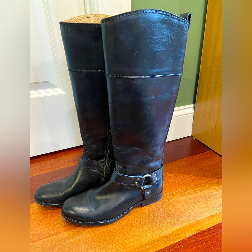 FRYE Melissa Harness Inside Zip - size 7.5M
